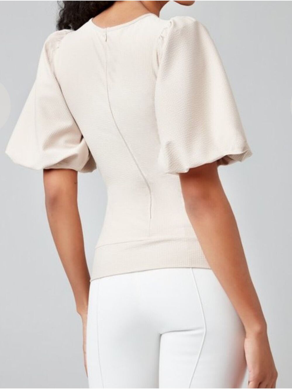 SMYTHE Keyhole Ruched Top - Picture 5 of 9